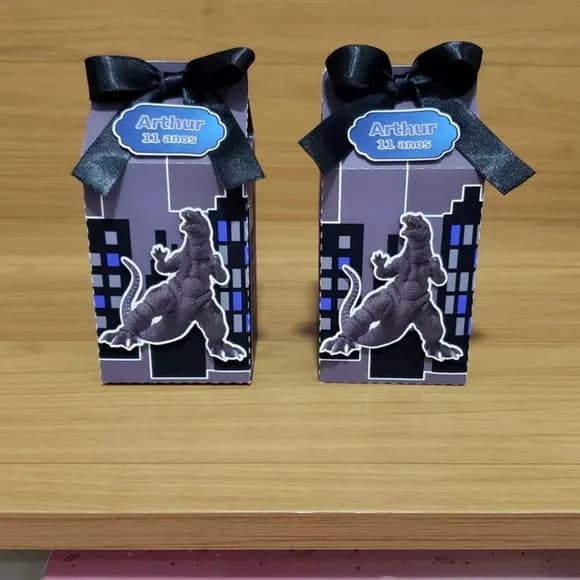 Kit 30 Lembrancinhas Godzilla