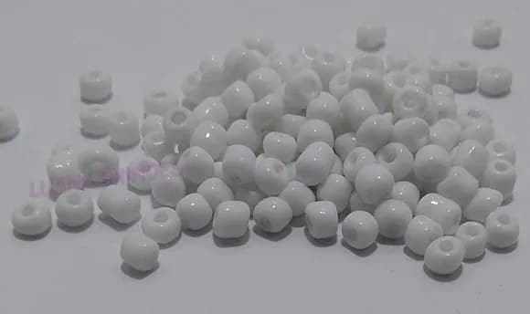 Miçanga Branca - 6mm - pct com 60 gramas