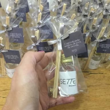 Brinde Loja de Móveis Mini Aromatizador com Logo