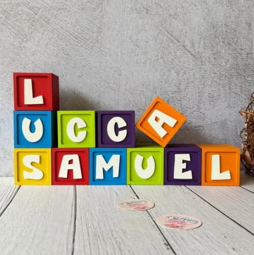 Cubos Decorativos tema Pocoyo Personalizados 6x6cm para Decoração de Festas e Quarto de Bebê