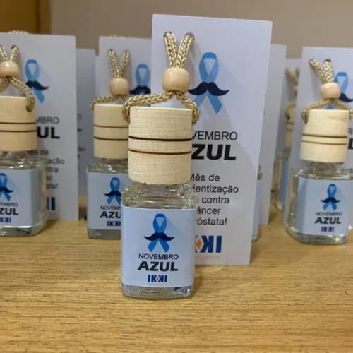 Aromatizador p/ Carro Brinde Empresa Logo
