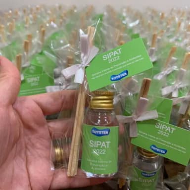 Brinde corporativo SIPAT mini aromatizador com logo