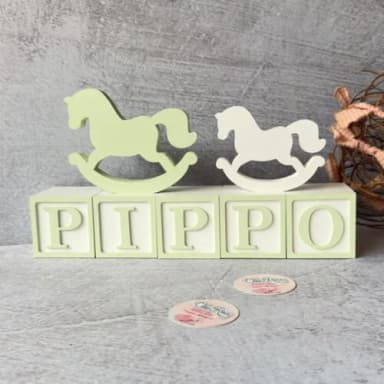 Cubos Ts 6x6 cm + Dupla de Cavalinhos Decoração Bebê