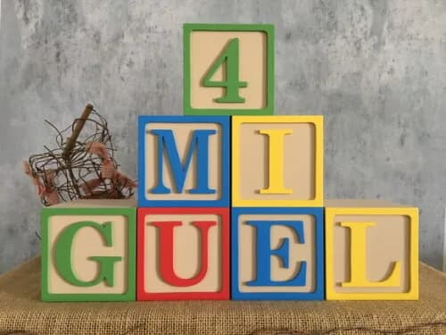Cubos Toy Story de mdf -12x12