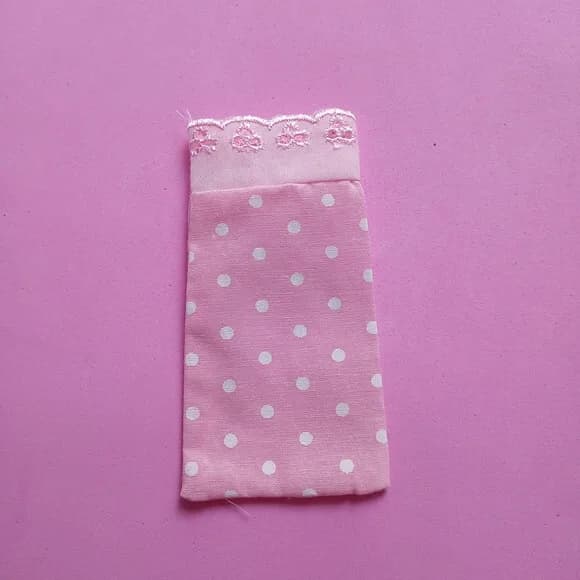 Saquinho Algodão Rosa Bolinha Branca com Renda 6x11cm