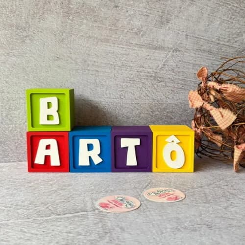 Pocoyo 6x6cm - Decoração de Festa Infantil