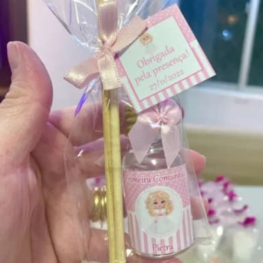 Lembrancinha p/ 1 Comunhão Aromatizador Menina Loira