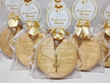 Lembrancinha de Aniversário: Sabonete Gratidão G com Terço