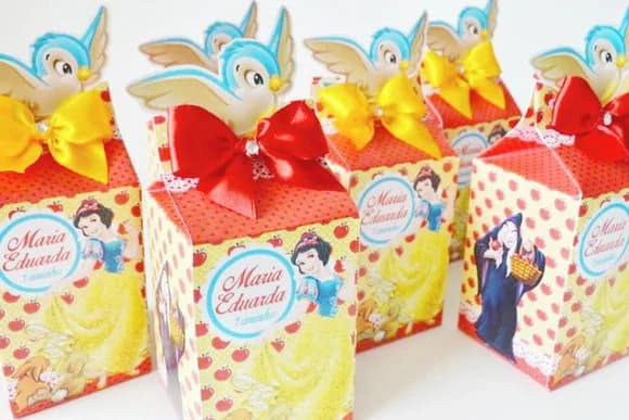 Kit Festa Encanto Branca de Neve - 30 Peças com Laço Pronto