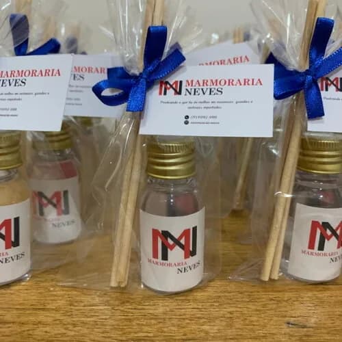 Brinde Corporativo Aromatizador com Logo Loja