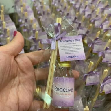 Brinde Fisioterapia mini aromatizador com logo