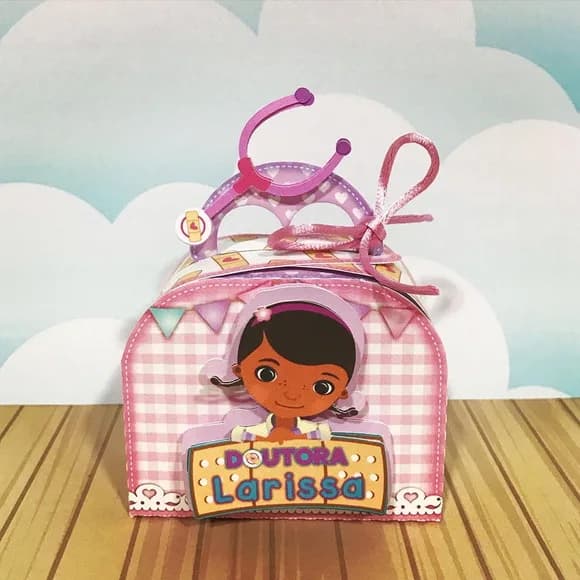 Kit 60 Lembrancinhas Doutora Brinquedos