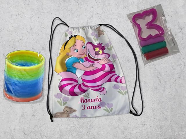Kit Mochilinha Massinha de modelar e mola Maluca da Alice no Pais das Maravilhas