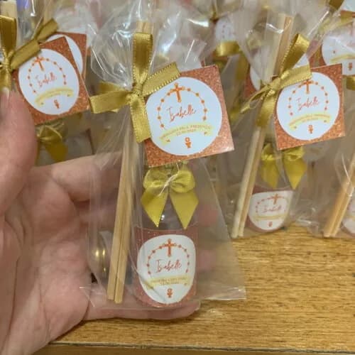 Lembrancinha p/ 1 Comunhão Aromatizador Dourado