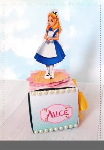 Kit 30 Lembrancinhas Alice no País das Maravilhas