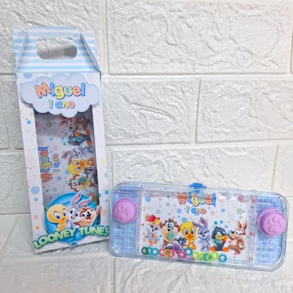 Aquaplay na Caixa Personalizada Looney Tunes