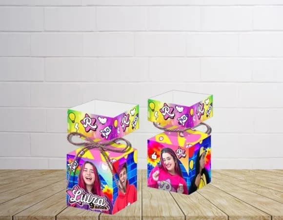 Kit 60 Lembrancinhas Emilly Vick