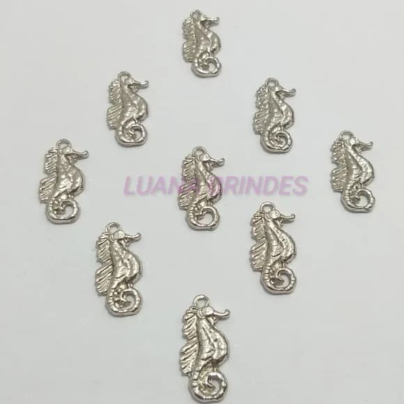 Pingente Cavalo Marinho de Metal Prateado - pct c/10 unid