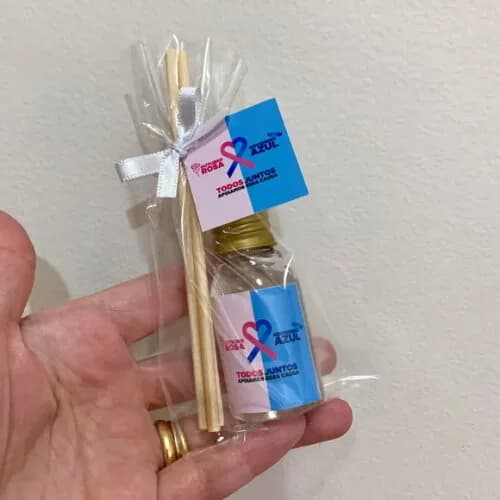 Aromatizador Brinde empresa Outubro Rosa e Novembro Azul