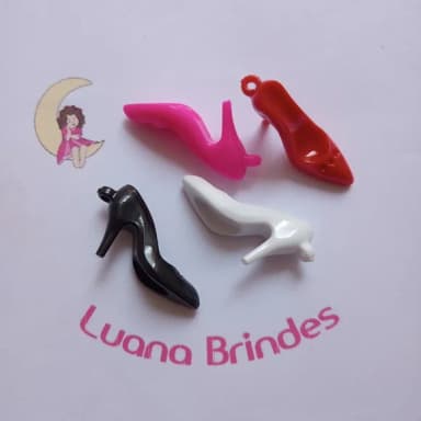 Pingente Sapatinho Leitoso de Acrilico 3,5cm Pct 25 Unidades